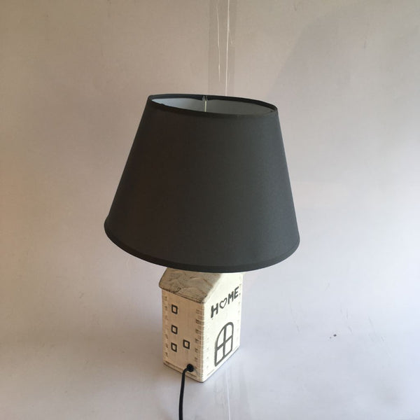 LÁMPARA CERÁMICA CASITA CUENTOS ALTO 40 CMS