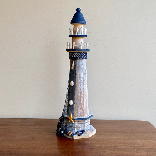 FARO EN MADERA DE GRAN TAMAÑO
