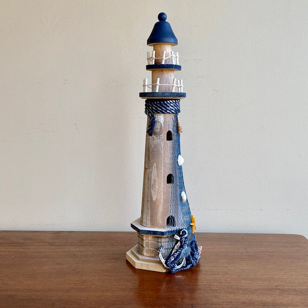 FARO EN MADERA DE GRAN TAMAÑO