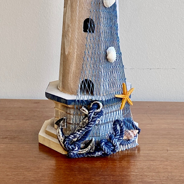 FARO EN MADERA DE GRAN TAMAÑO
