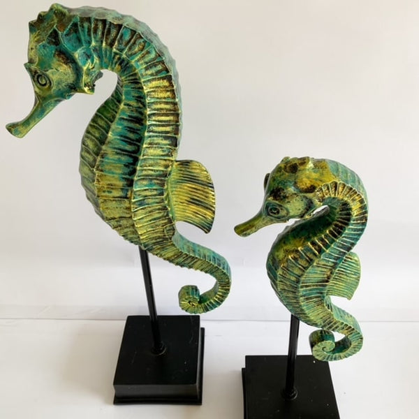 SET DE 2 CABALLOS DE MAR VERDE AMARELO DECORATIVOS