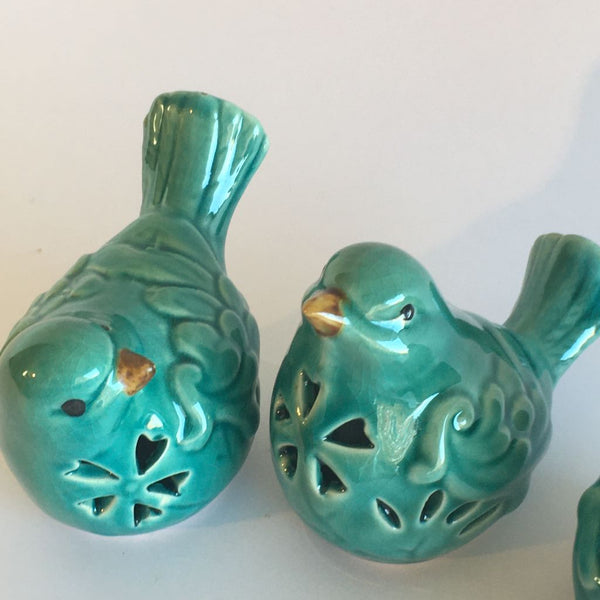 SET DE 3 PÁJAROS TURQUESA DE CERÁMICA CON CALADOS