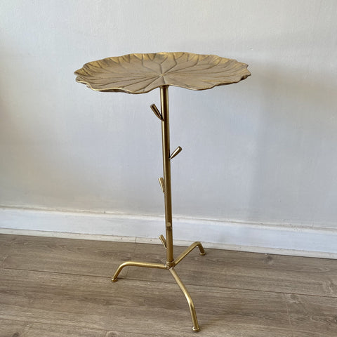 MESA DISEÑO HOJA DORADA