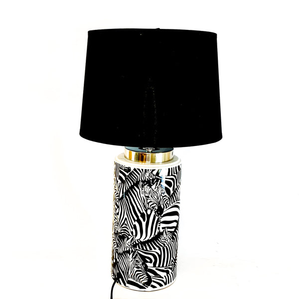 LAMPARA CERÁMICA DISEÑO DE CEBRA, ALTO 49 CMS.