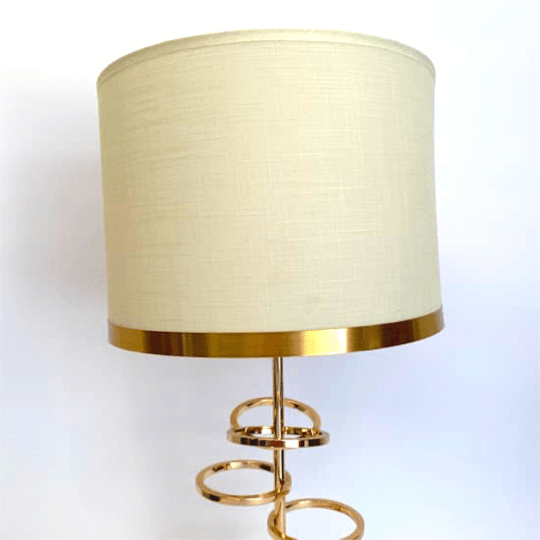 LÁMPARA CÍRCULOS DORADOS BASE MÁRMOL BLANCO 52 CM
